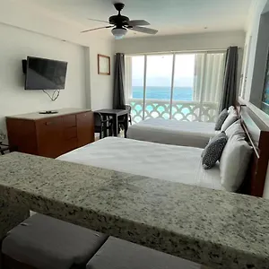 Apartment Capitan Sea View, Cancun