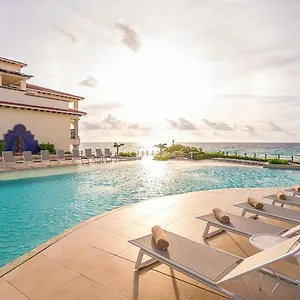 Grand Park Royal (adults Only) Resort